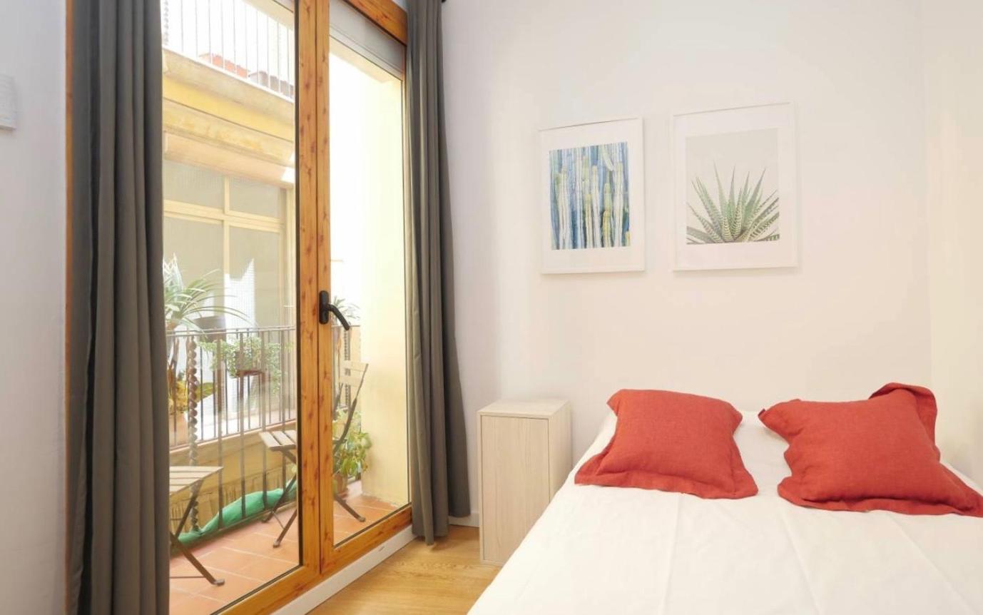 Oasis Apartments & Studios Old Town Center Barcelona Exterior photo